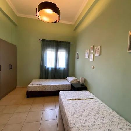 Apartment Phaedra Family *